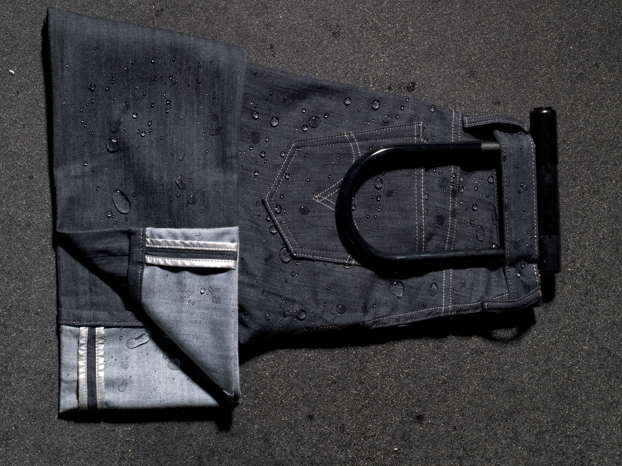 Levis Commuter Profile